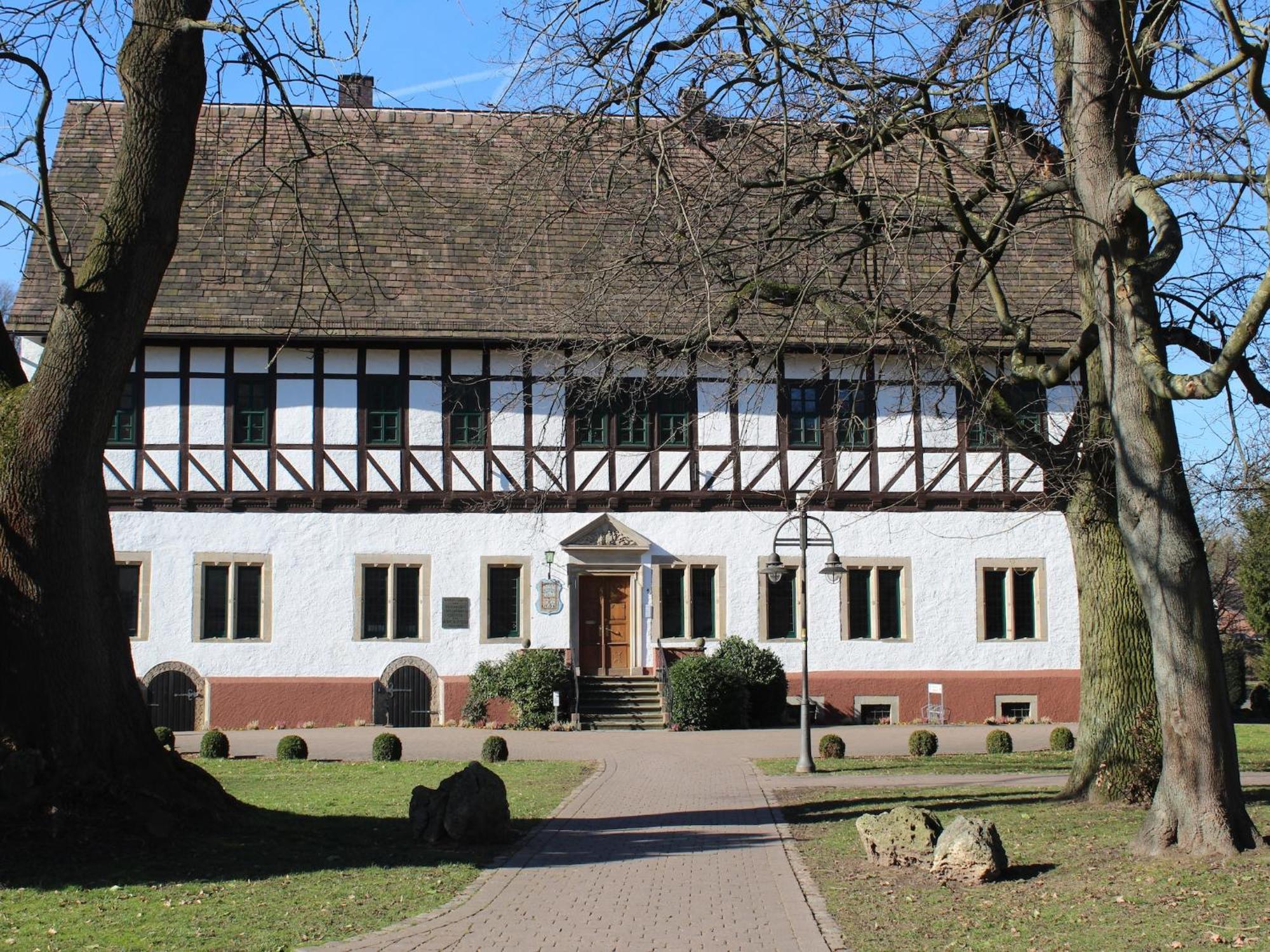 Beautiful Apartment In Bodenwerder With Balcony エクステリア 写真