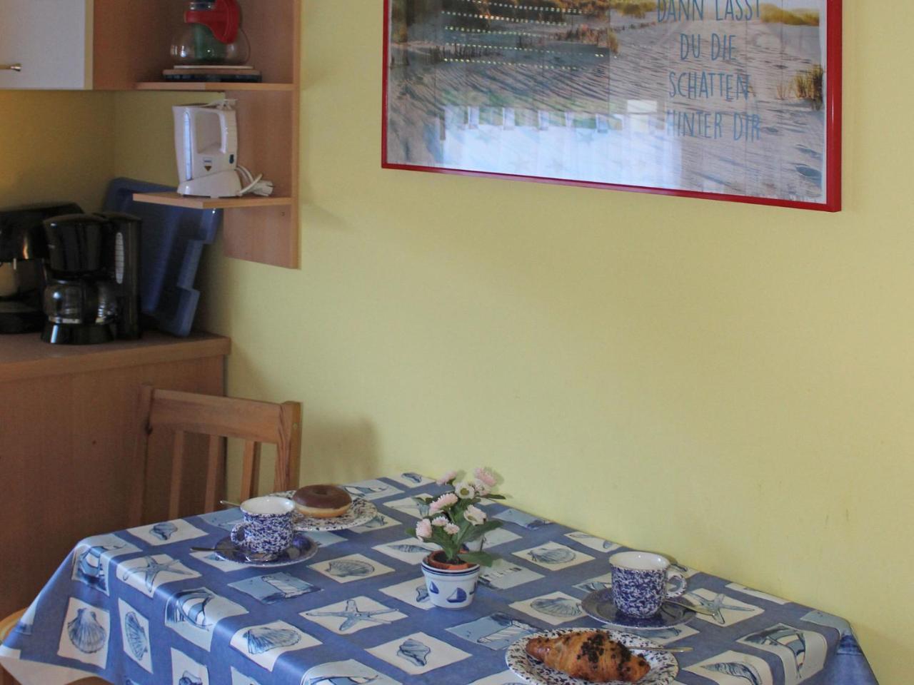 Beautiful Apartment In Bodenwerder With Balcony エクステリア 写真